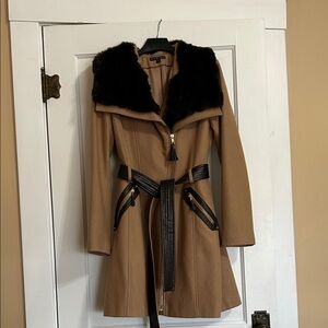 Via Spiga Tan Wool Blend Coat with Dark Brown Details